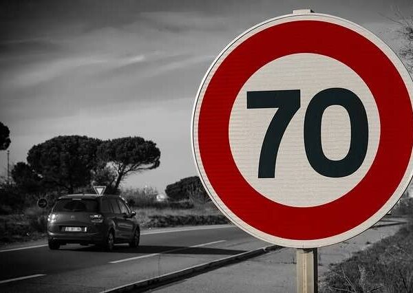 Traffic Speed Sign Detection