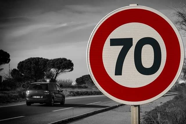 Traffic Speed Sign Detection